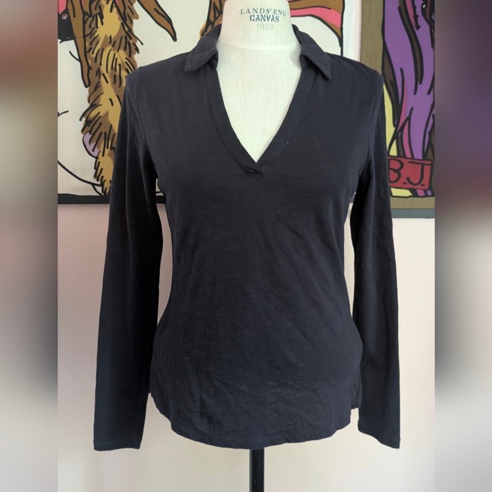 Boden Black V-Neck Button Down Shirt